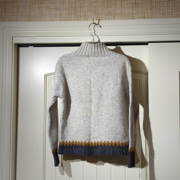 Pierre Cardin Vintage Aztec Lambswool/Cotton T-Neck Sweater Women's Size S - Picture 2 of 11